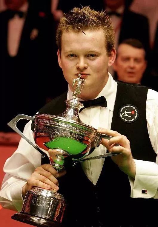 尤其是在球 尤其是在球