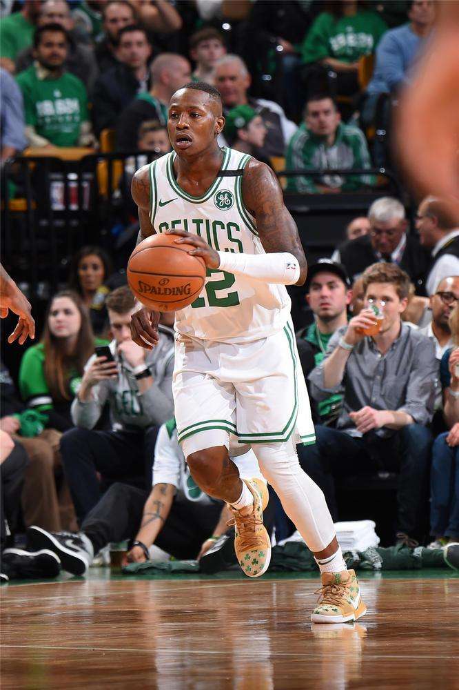 他展现了过 他展现了过