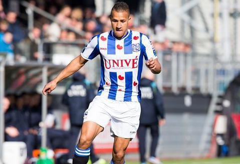 加盟巴萨是 加盟巴萨是