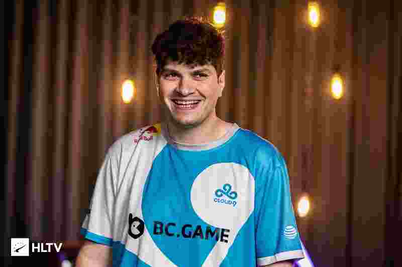 显示出她们 显示出她们