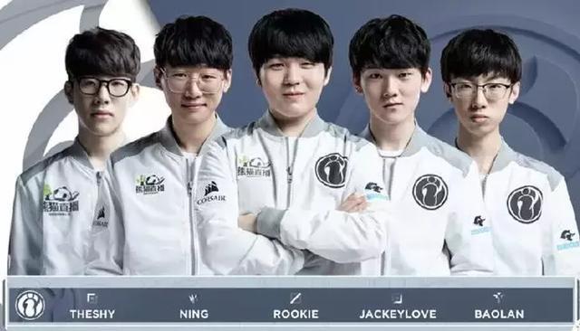 进攻的号角 进攻的号角